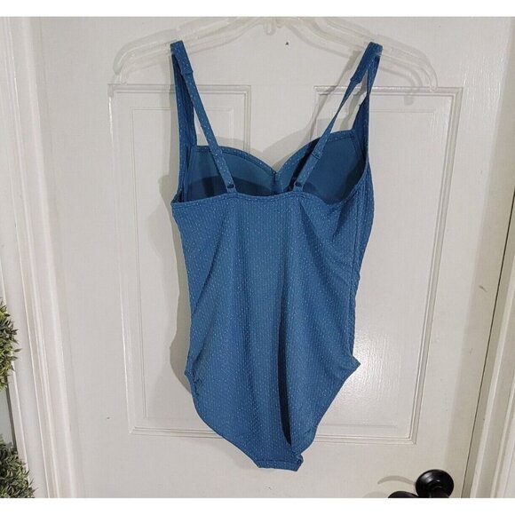 Nip Tuck Swim Womens Navy One Piece Swimsuit Ruched Side Multifit Cup Size 8 NWT - Picture 3 of 11